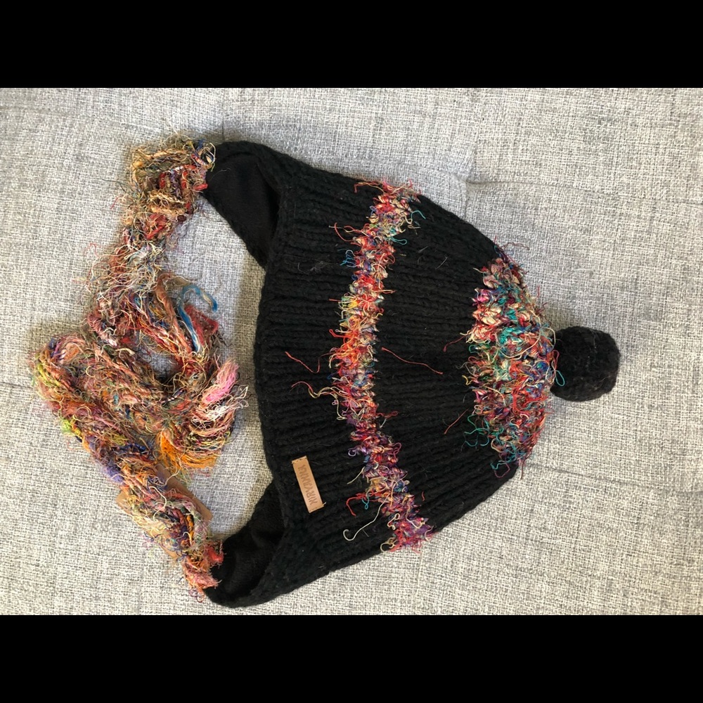 Nirvanna Designs fleece-lined winter hat